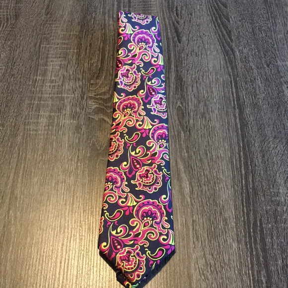 Paisley necktie 👔 - Picture 2 of 5